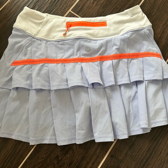 3 LULULEMON SKIRTS - Picture 2 of 7